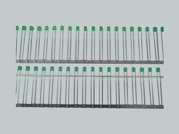 LED一段裁切自动机（步进上料版）样品